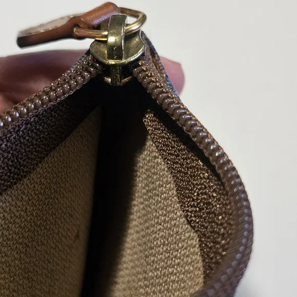 Dooney & Bourke Coin Purse - Picture 6 of 8